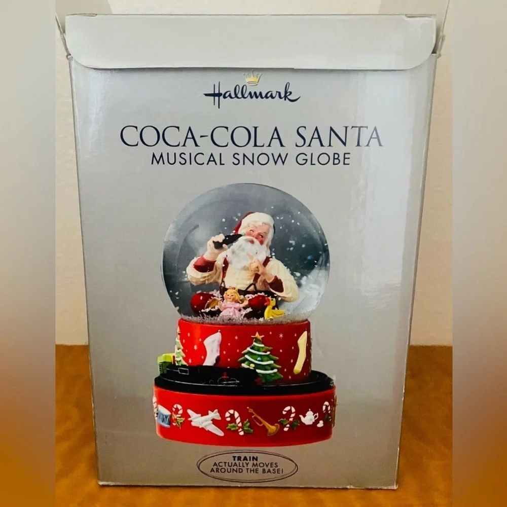Vintage Christmas Coca Cola Snow Globe